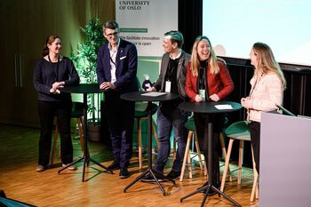 The panel. From left: Gunnveig Gr?deland, researcher, University of Oslo/Oslo University Hospital; Jan B?rge Jakobsen, CEO, Bayer AS; Mikkel W. Pedersen, CSO, Nykode Therapeutics AS; Kristin Willoch Haugen, Regional Director Oslo and Viken, Innovation Norway; and Mari Sundli Tveit, CEO, Research Council of Norway.