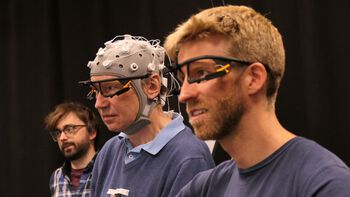 At the end of the workshop, the participants ran a successful experiment using synchronized motion capture, eye tracking and brain activity.